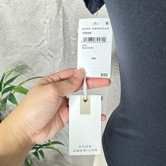 NWT GOOD AMERICAN Women’s So Soft Sculpted Tee in Black001 Sz 00/0 - Picture 5 of 11